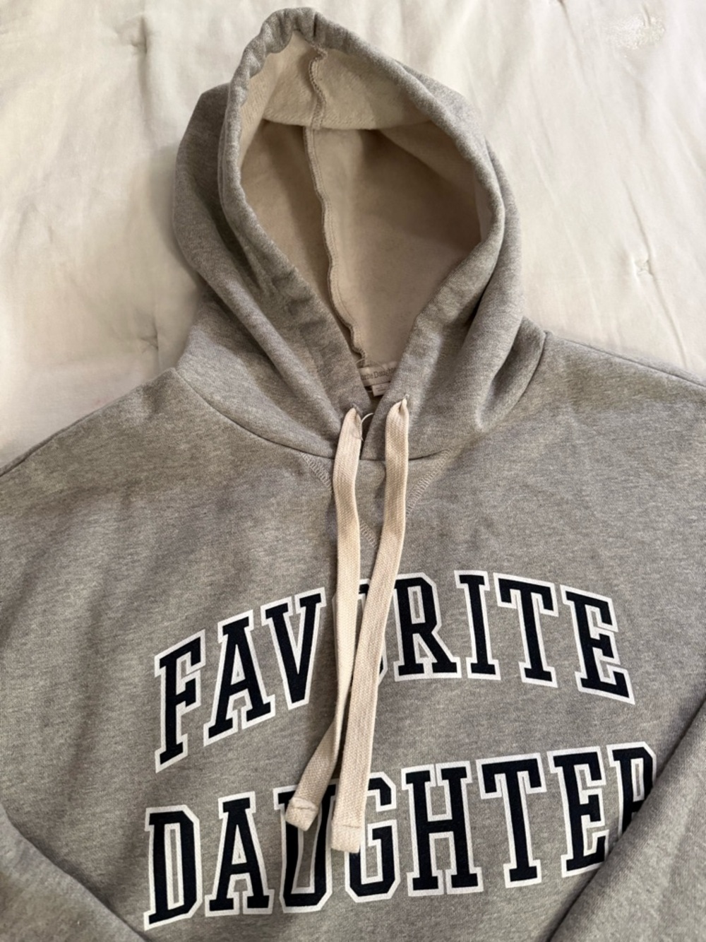 Favorite Daughter
FAVORITE DAUGHTER
THE COLLEGIATE HOODIE - Picture 6 of 8